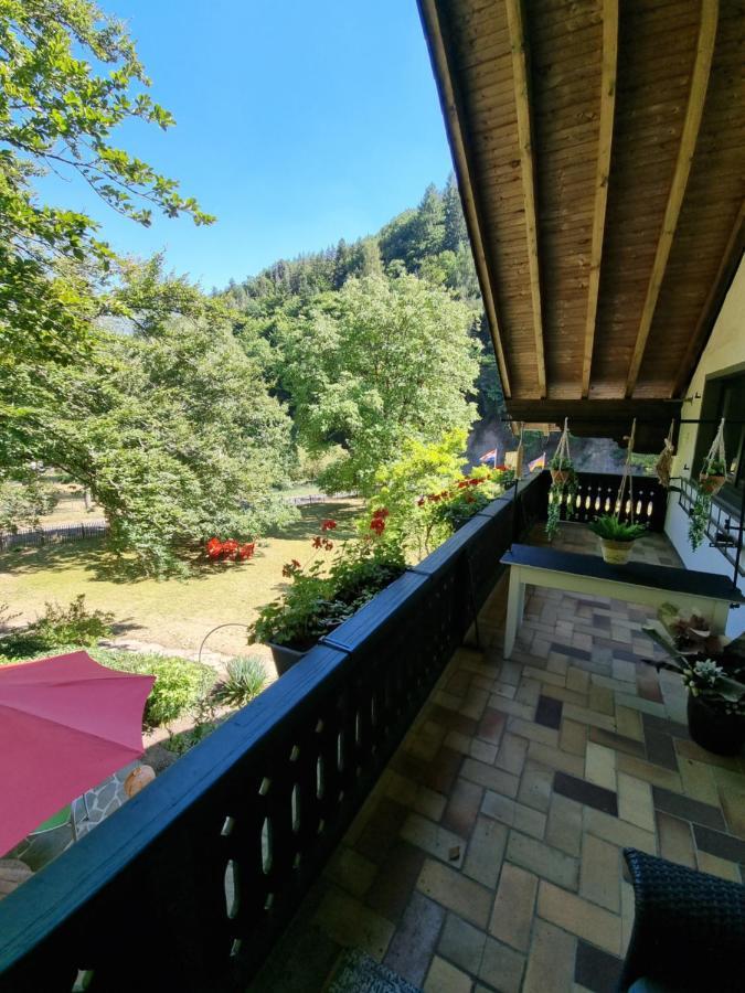 B&B Am Sahrbach Altenahr Extérieur photo